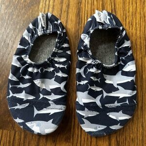 Slipfree water shoes for toddler - sharks
